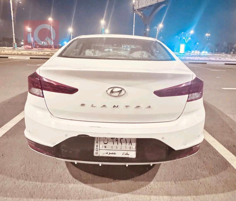 هيونداي النترا